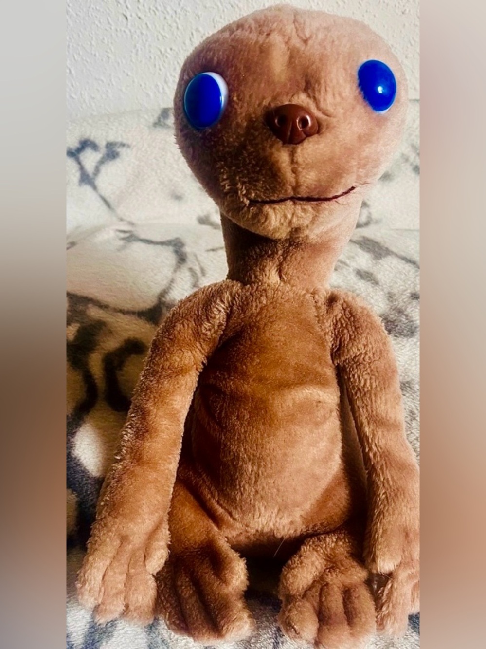 E.T. - THE EXTRA-TERRESTRIAL - PLUSH - VINTAGE 1982 - EUC